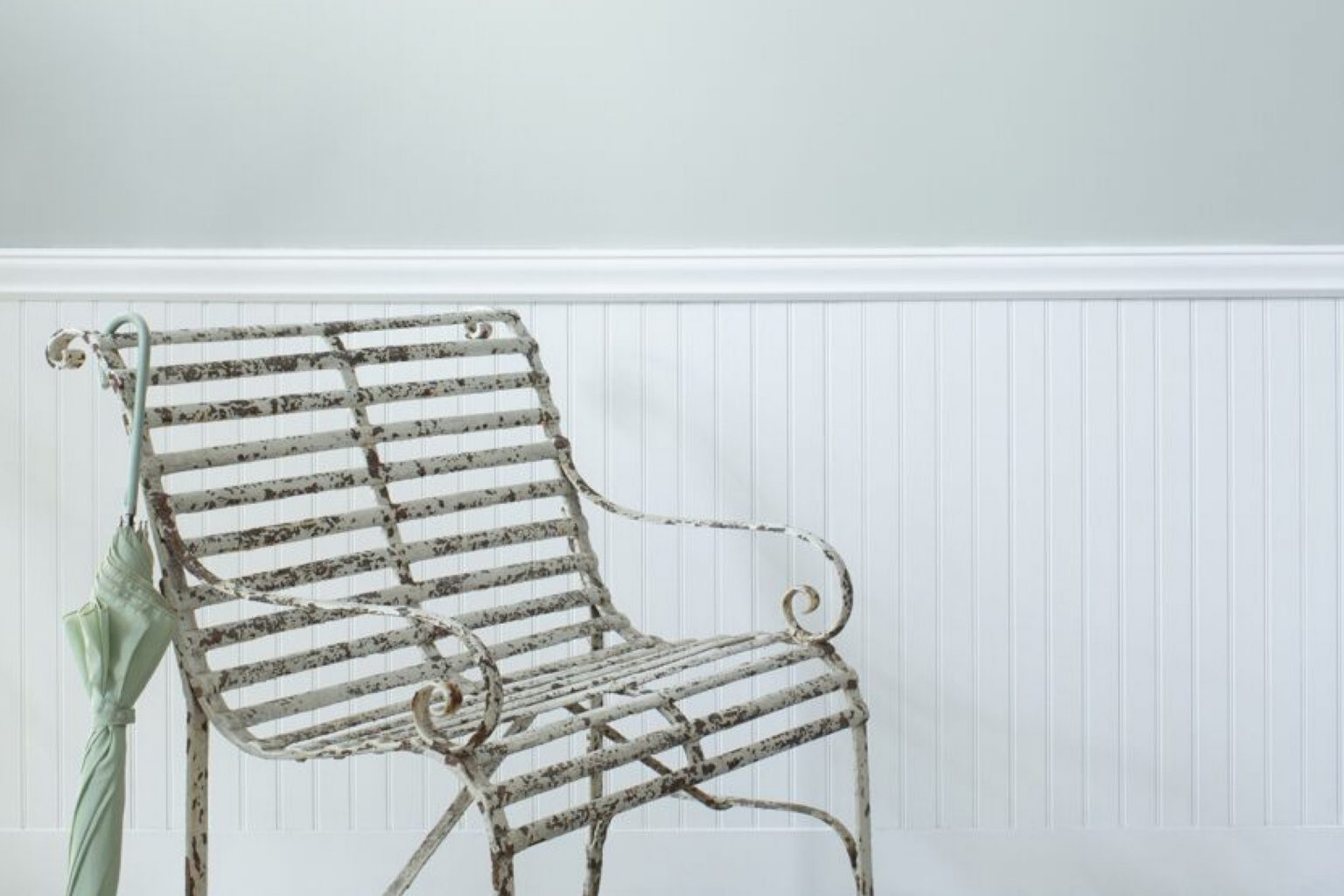 Glass Slipper BM 1632 Paint Color by Benjamin Moore DecorCreek