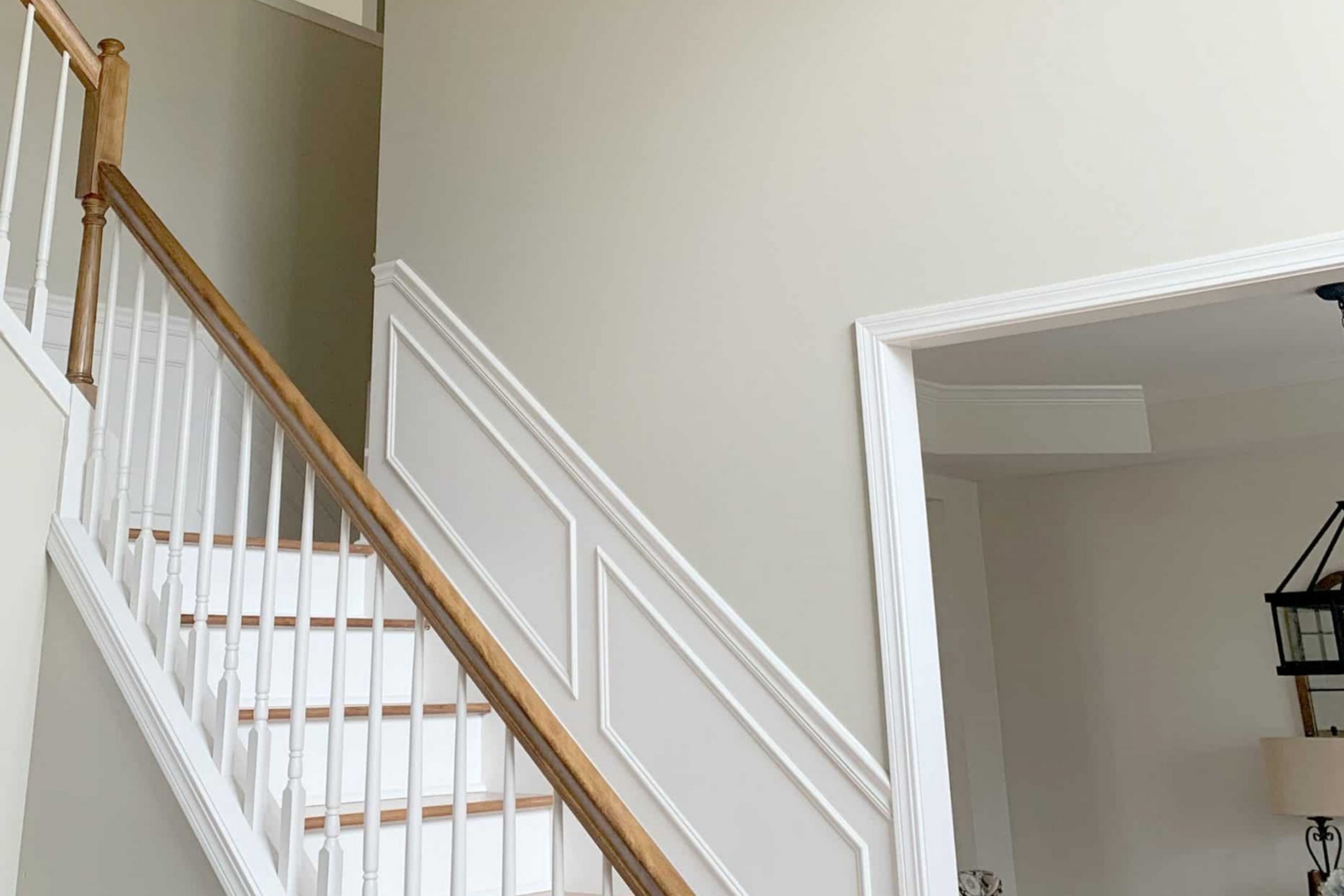 Grant Beige HC-83 Paint Color by Benjamin Moore