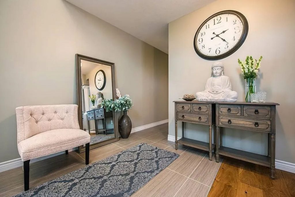 Gateway Gray SW 7644 Paint Color by Sherwin Williams