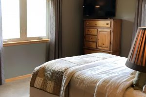 Tavern Taupe SW 7508 Color by Sherwin Williams