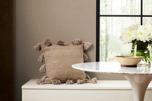 Woodbridge SW 9618 Paint Color by Sherwin Williams