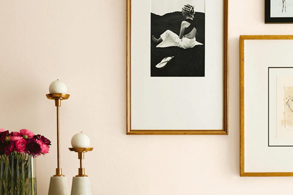 Alluring White SW 6343 Paint Color by Sherwin Williams