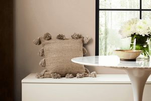 Renwick Beige SW 2805 Paint Color by Sherwin Williams