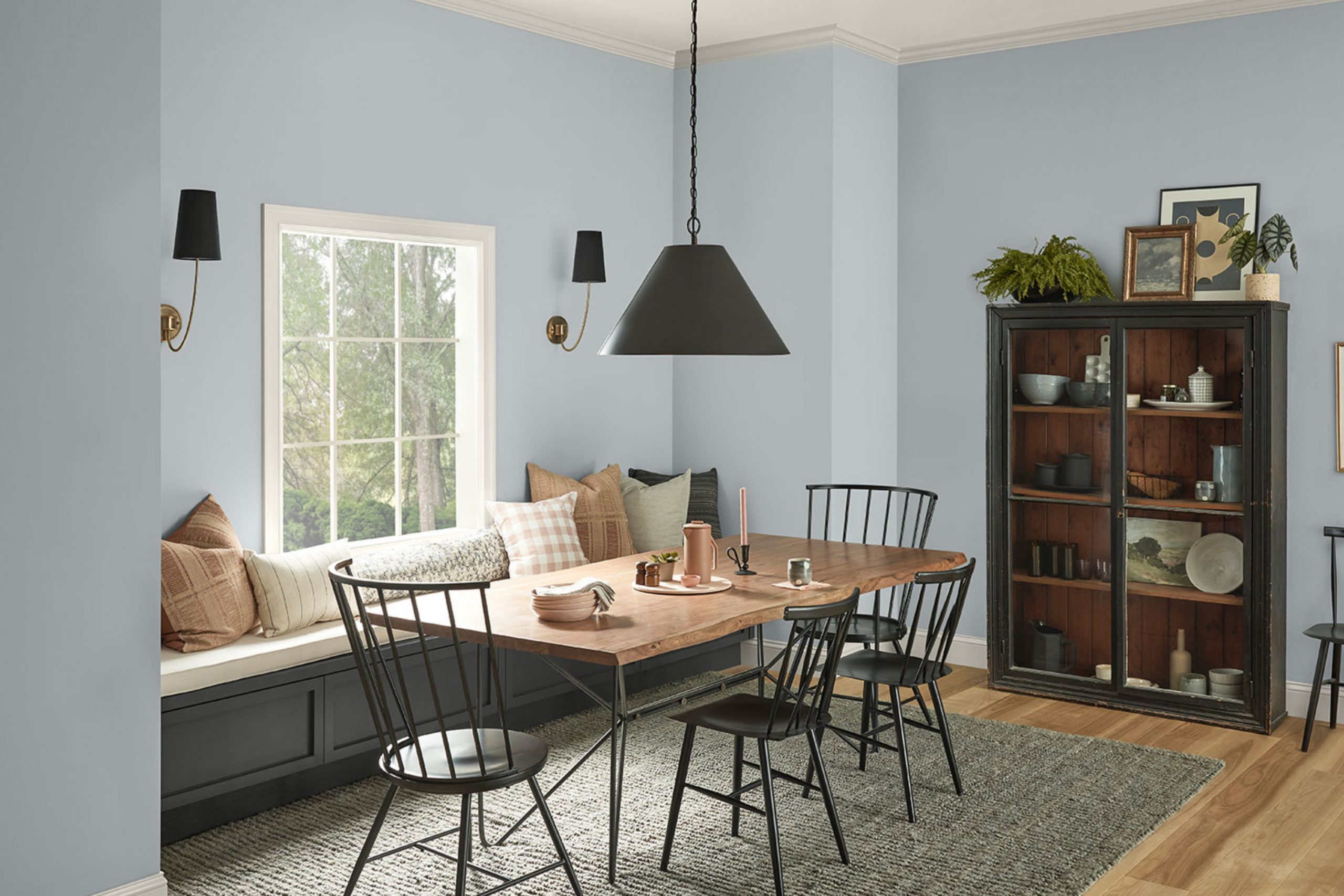 Samovar Silver SW 6233 Paint Color by Sherwin Williams