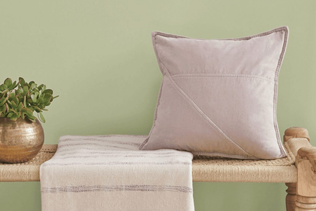 Recycled Glass SW 7747 Paint Color by Sherwin Williams