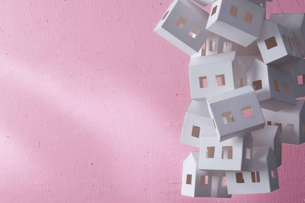 Wild Heart 1354 Paint Color by Benjamin Moore