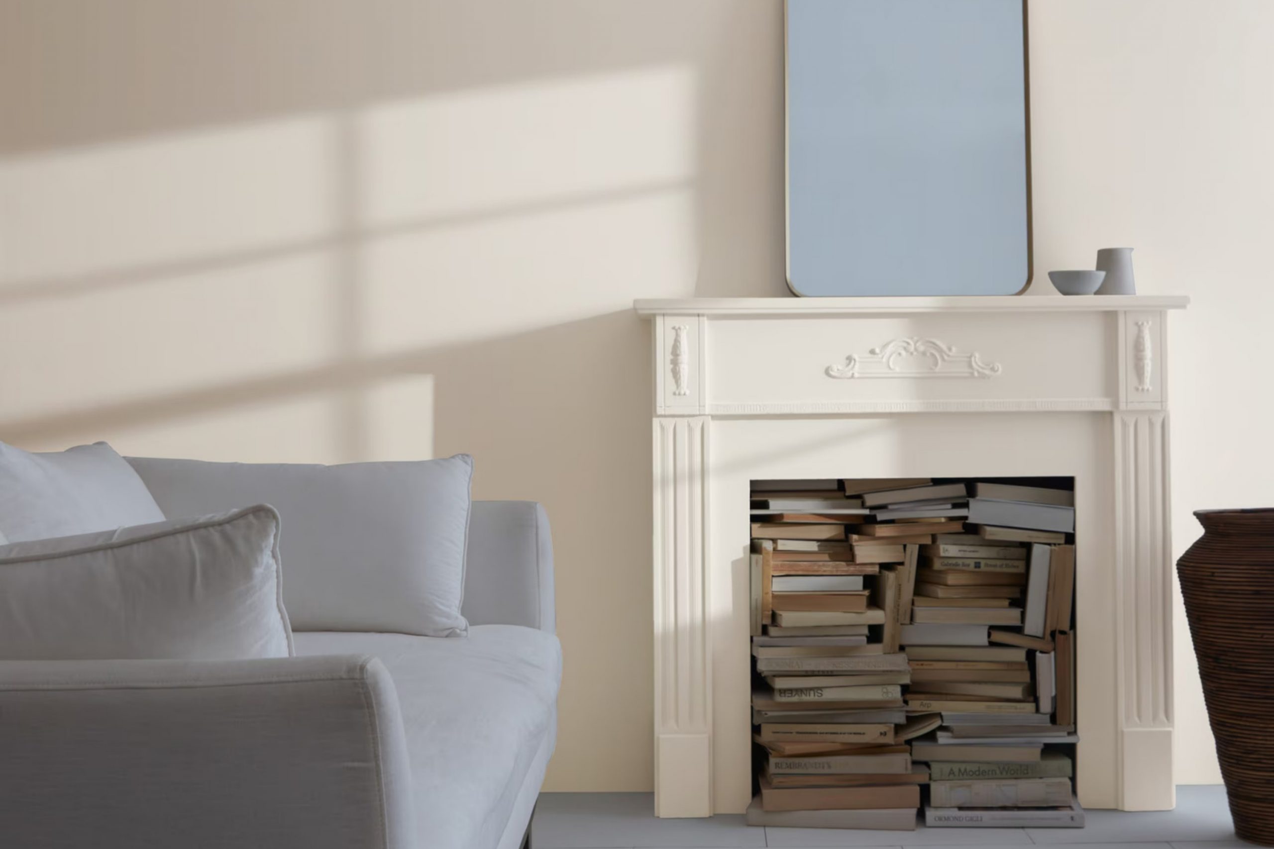 Apparition 860 Paint Color by Benjamin Moore