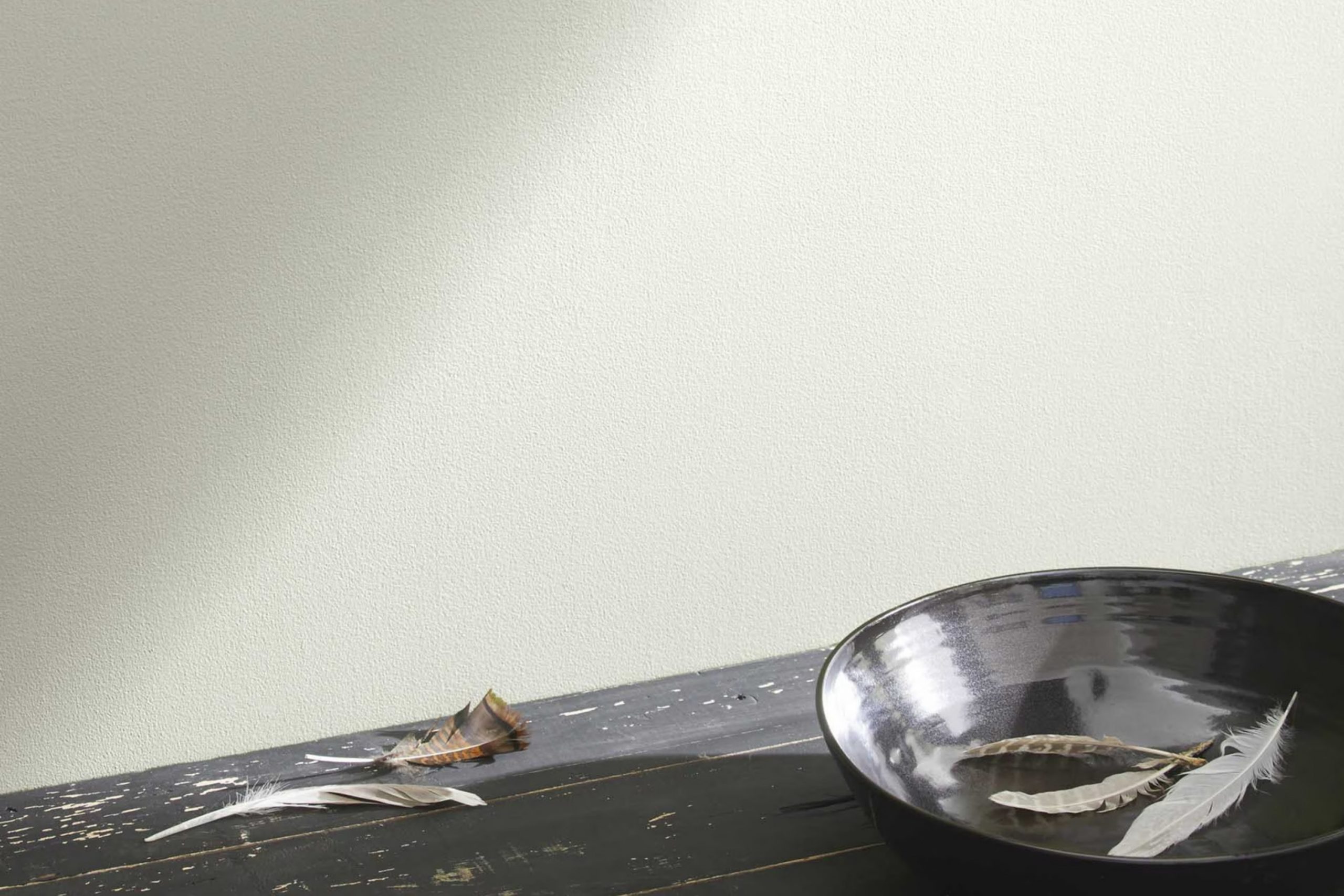 Cloud Nine OC-119 Paint Color by Benjamin Moore