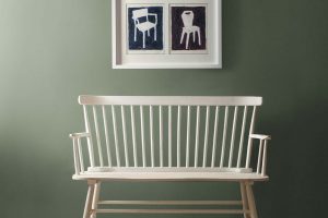 Rosepine 461 Paint Color by Benjamin Moore