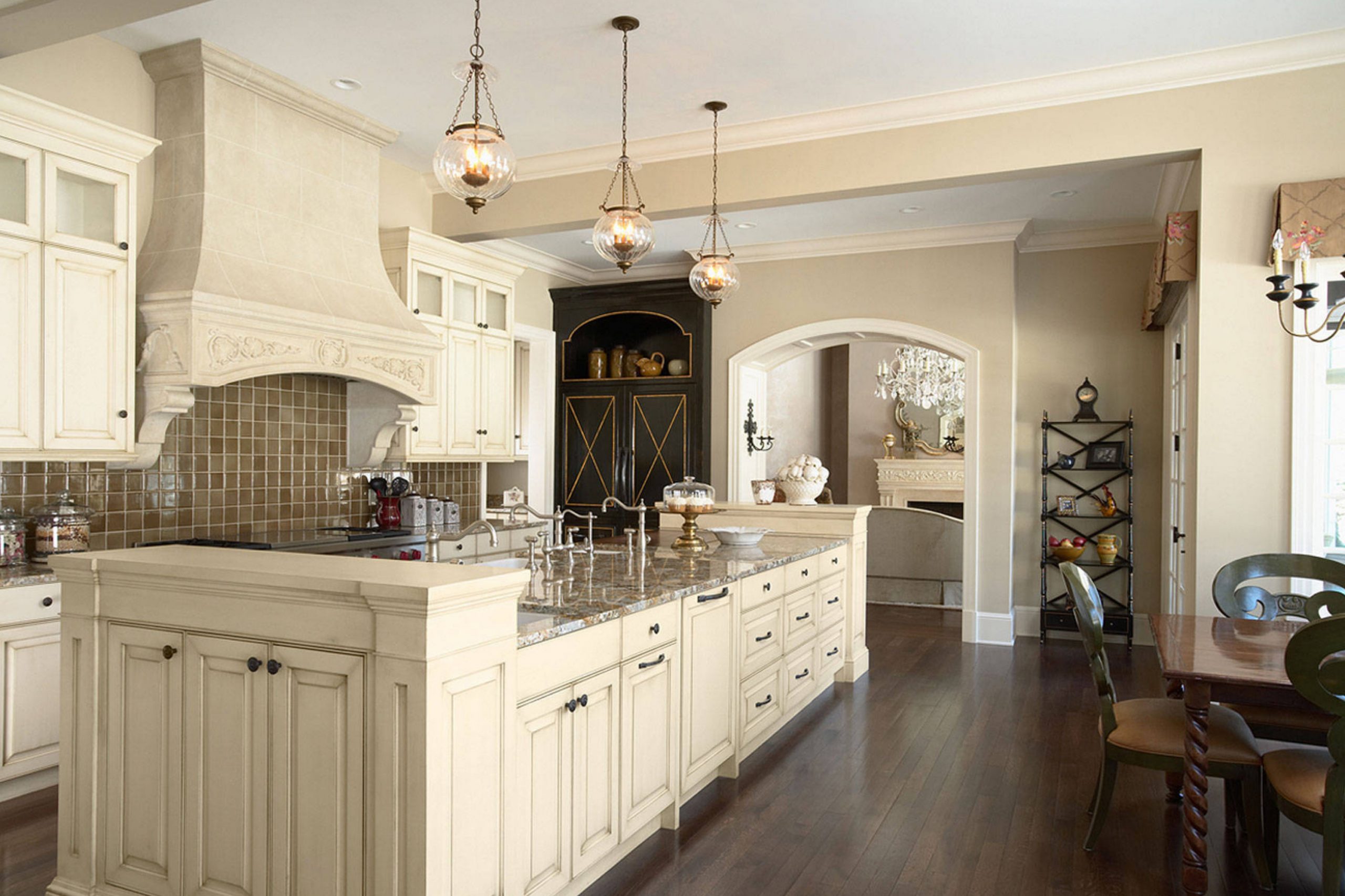 Macadamia SW 6142 Paint Color by Sherwin Williams