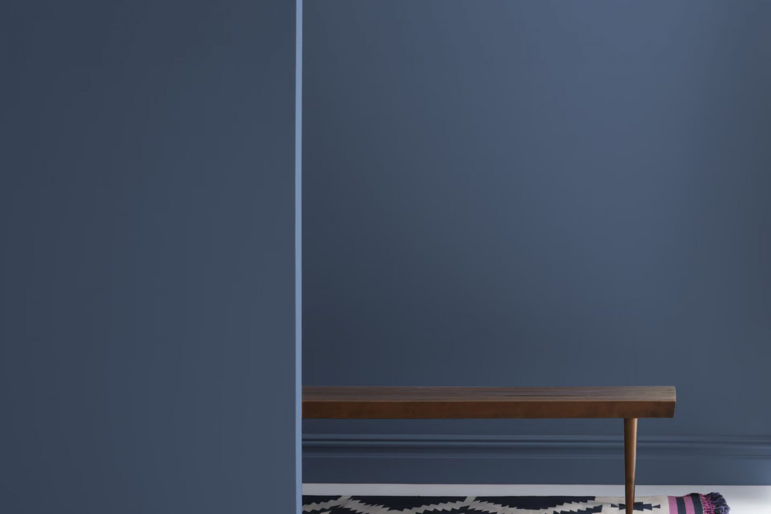 Kensington Blue 840 Paint Color by Benjamin Moore