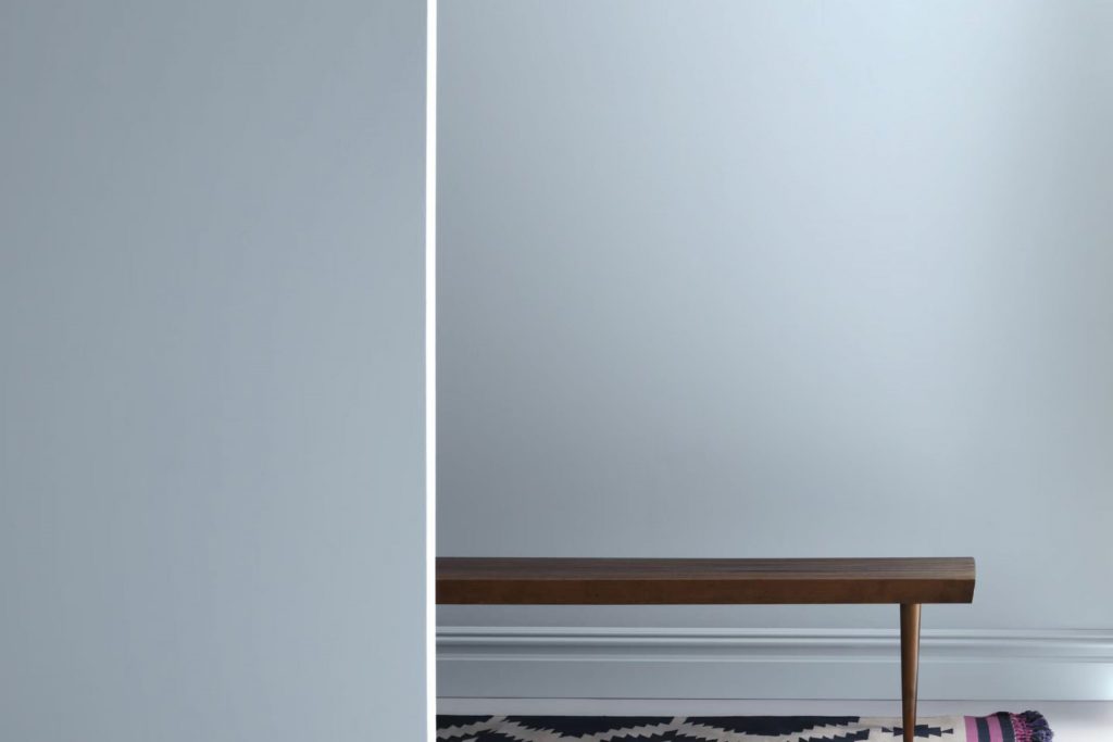 Lake Placid 827 Paint Color by Benjamin Moore