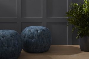 Midnight Oil 1631 Paint Color by Benjamin Moore