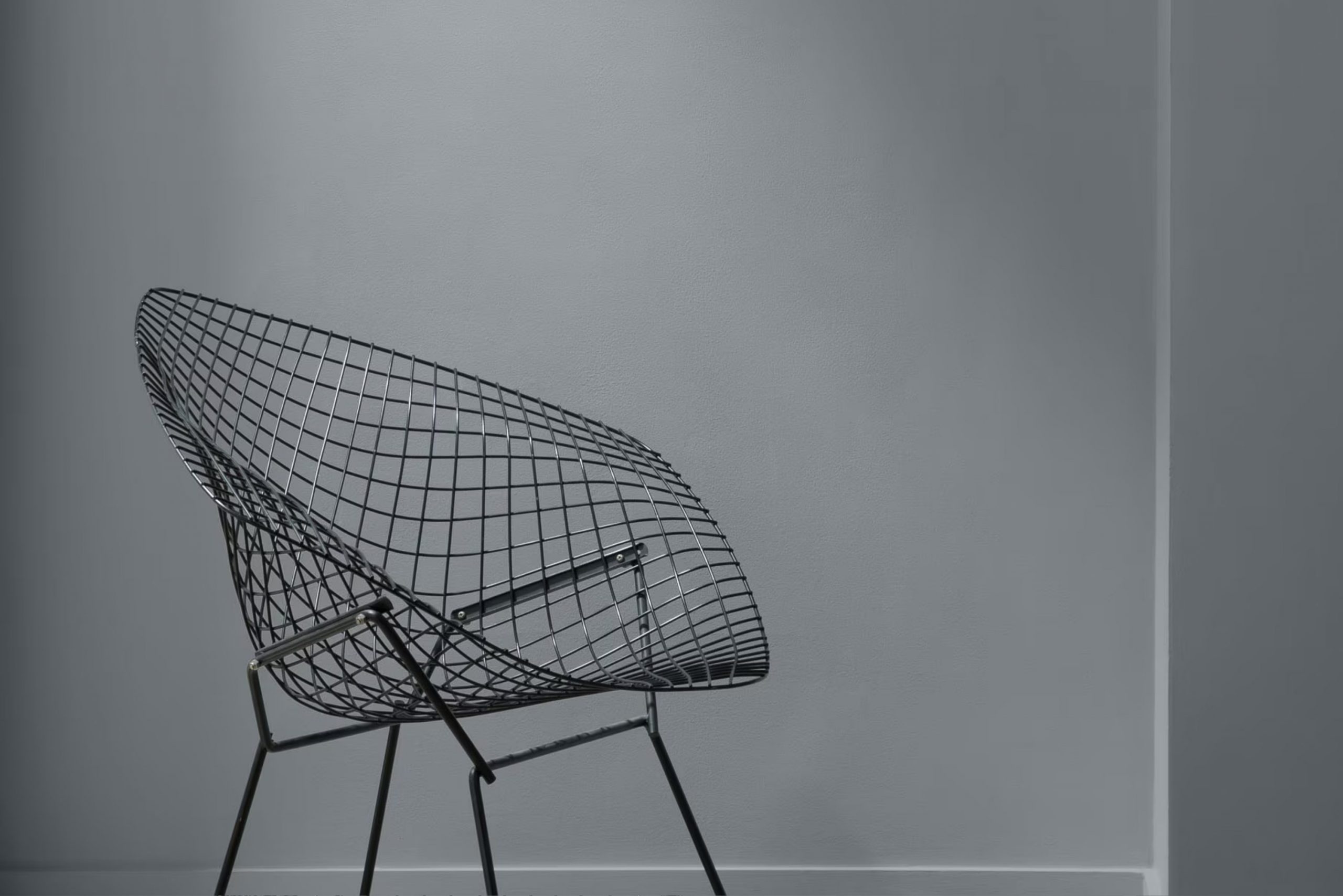 Trout Gray 2124-20 Paint Color by Benjamin Moore