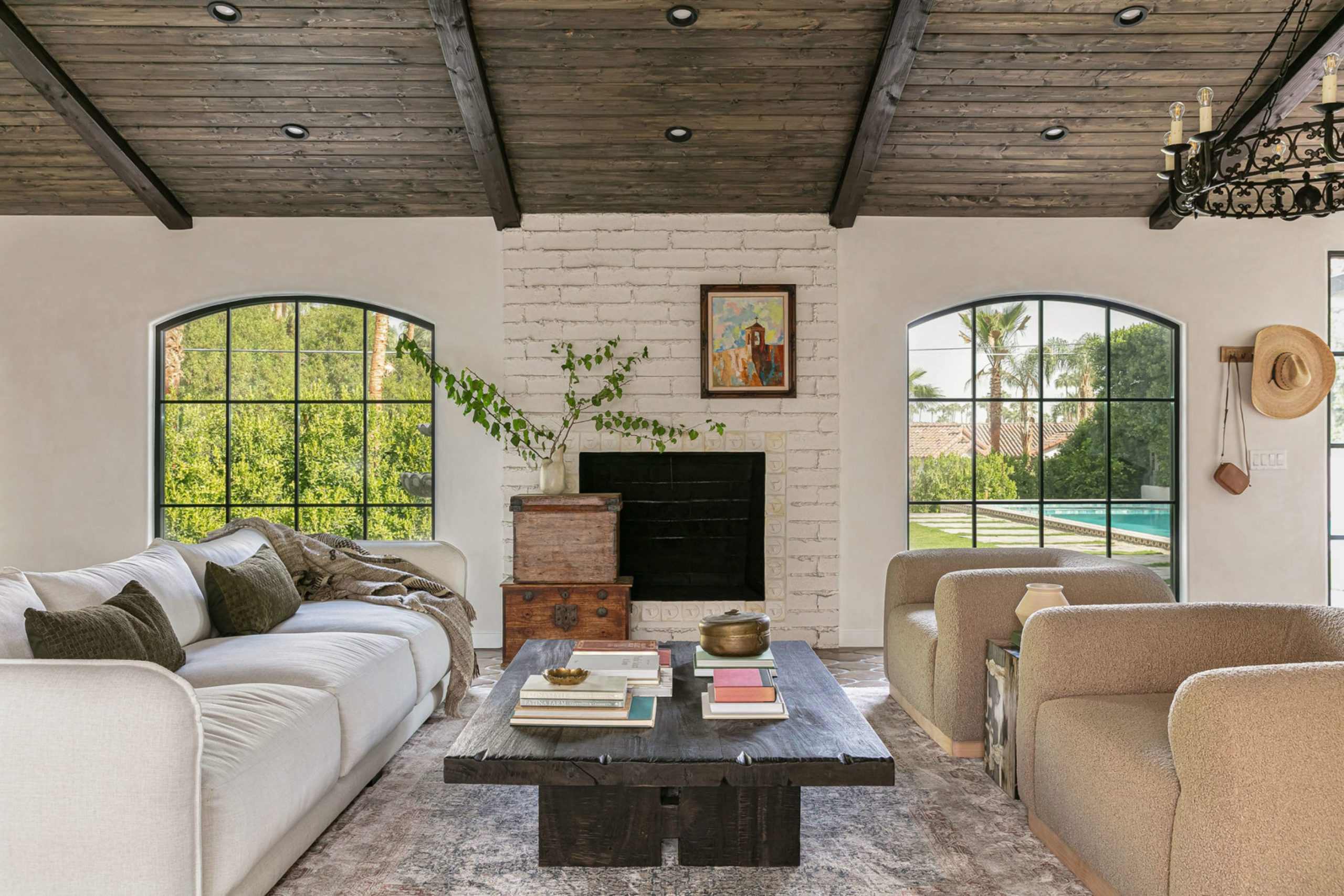 32 Paint Ideas for the Modern Spanish Style Homes In 2026