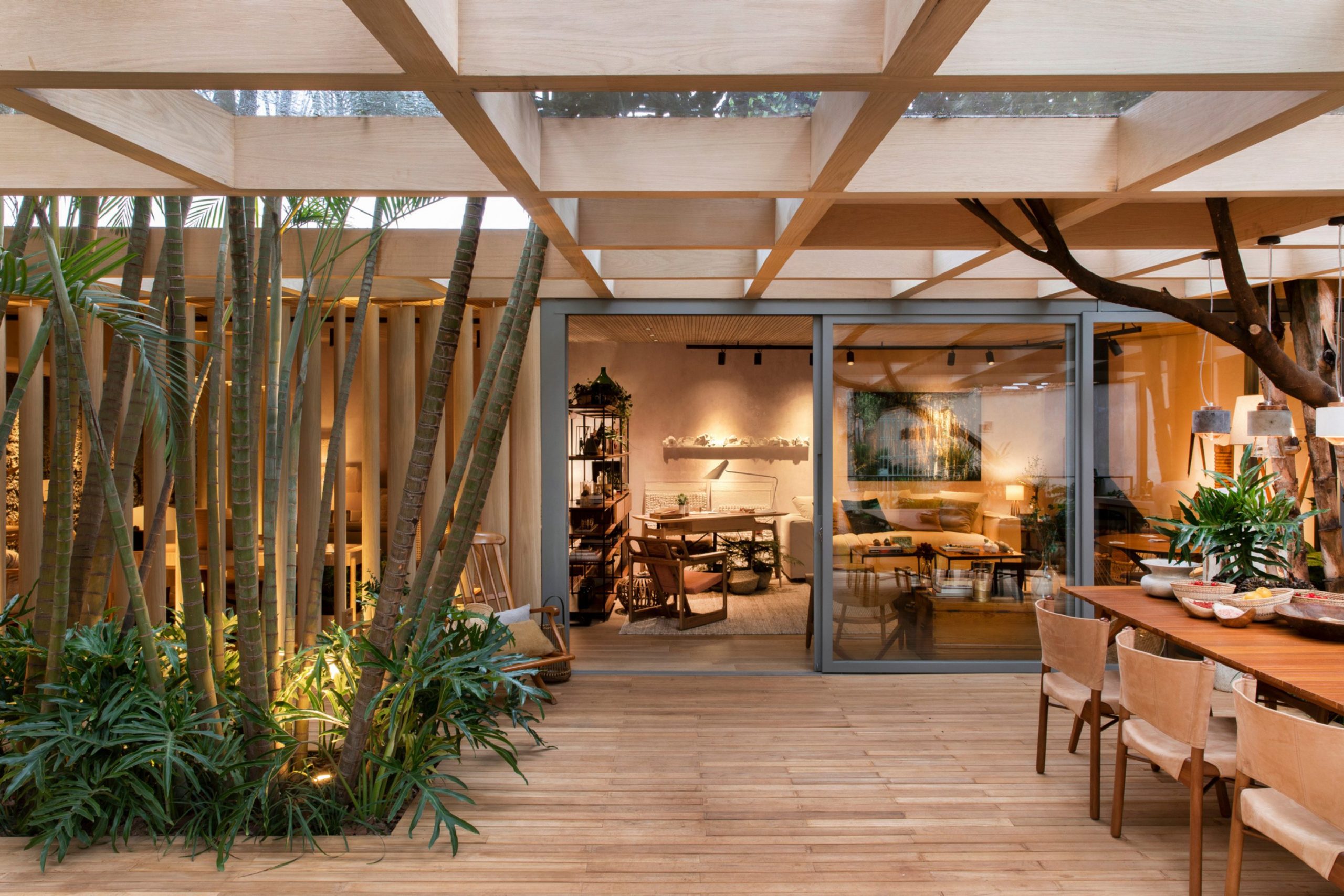 38 Best Paint Color Ideas for the Forest House -Nature-Inspired Shades for a Calm and Timeless Home