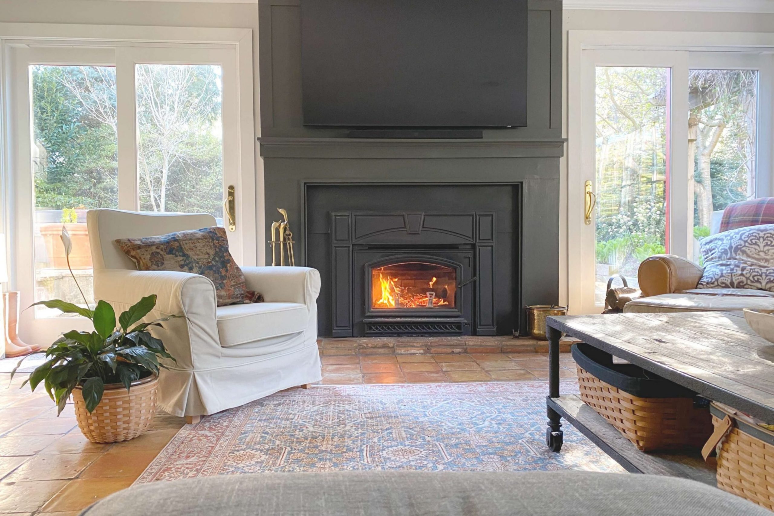 21 Best Black Paint Color For Fireplace – Bold and Stylish Dark Shades for a Modern Home