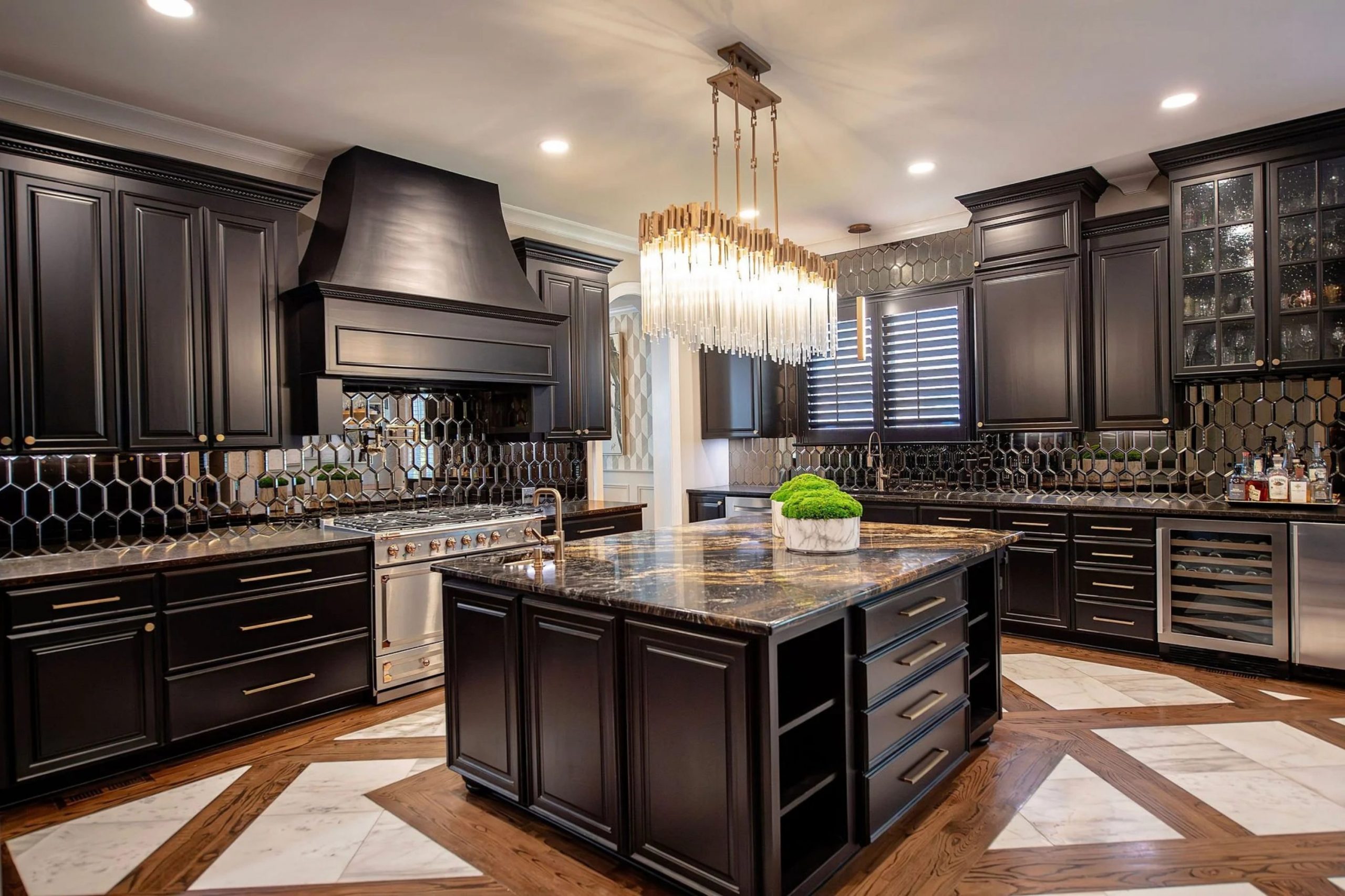 22 Best Black kitchen paint colors – Modern Shades to Ad Contrast to Your Kitchen Design