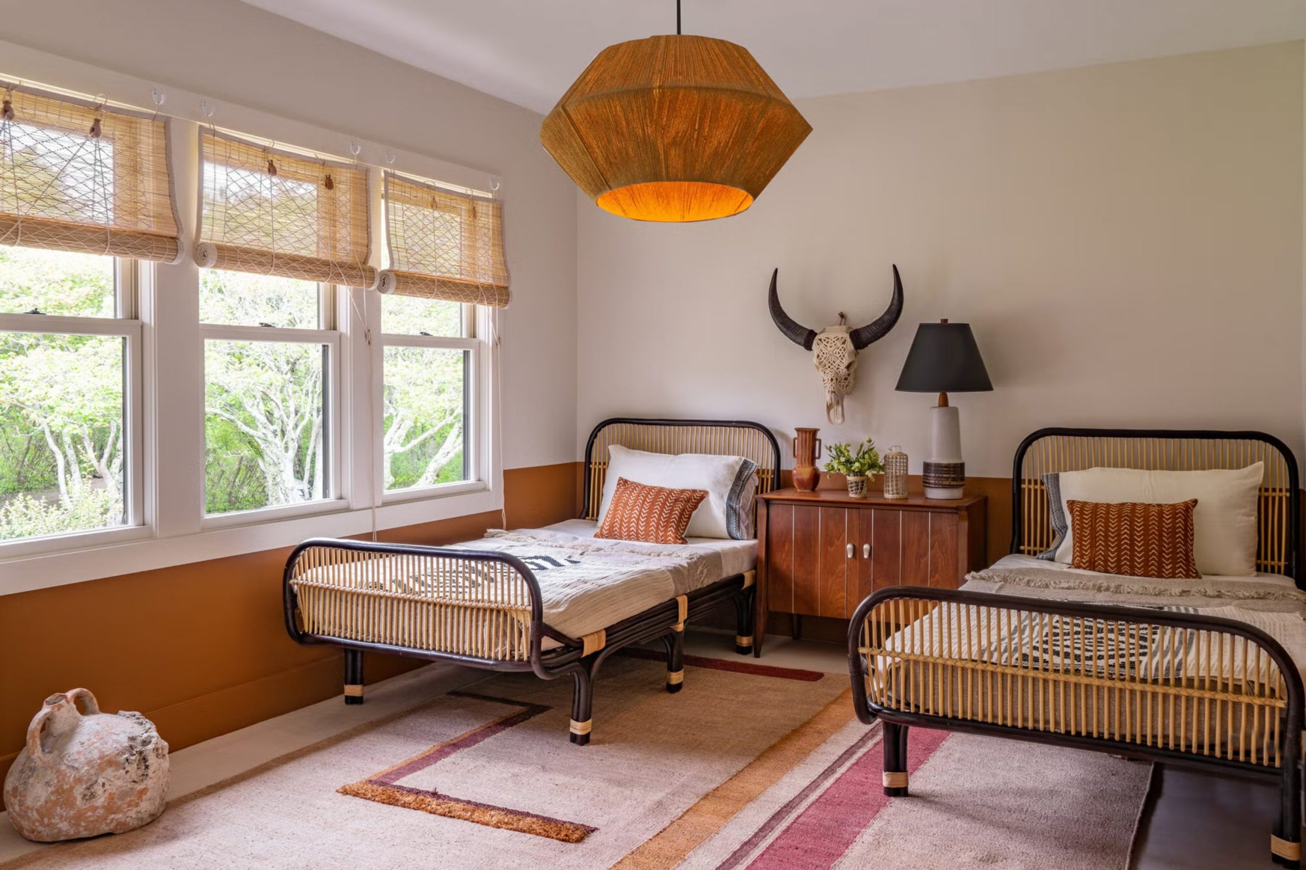 How I Choose the Perfect Earth Tone Shade for Any Room