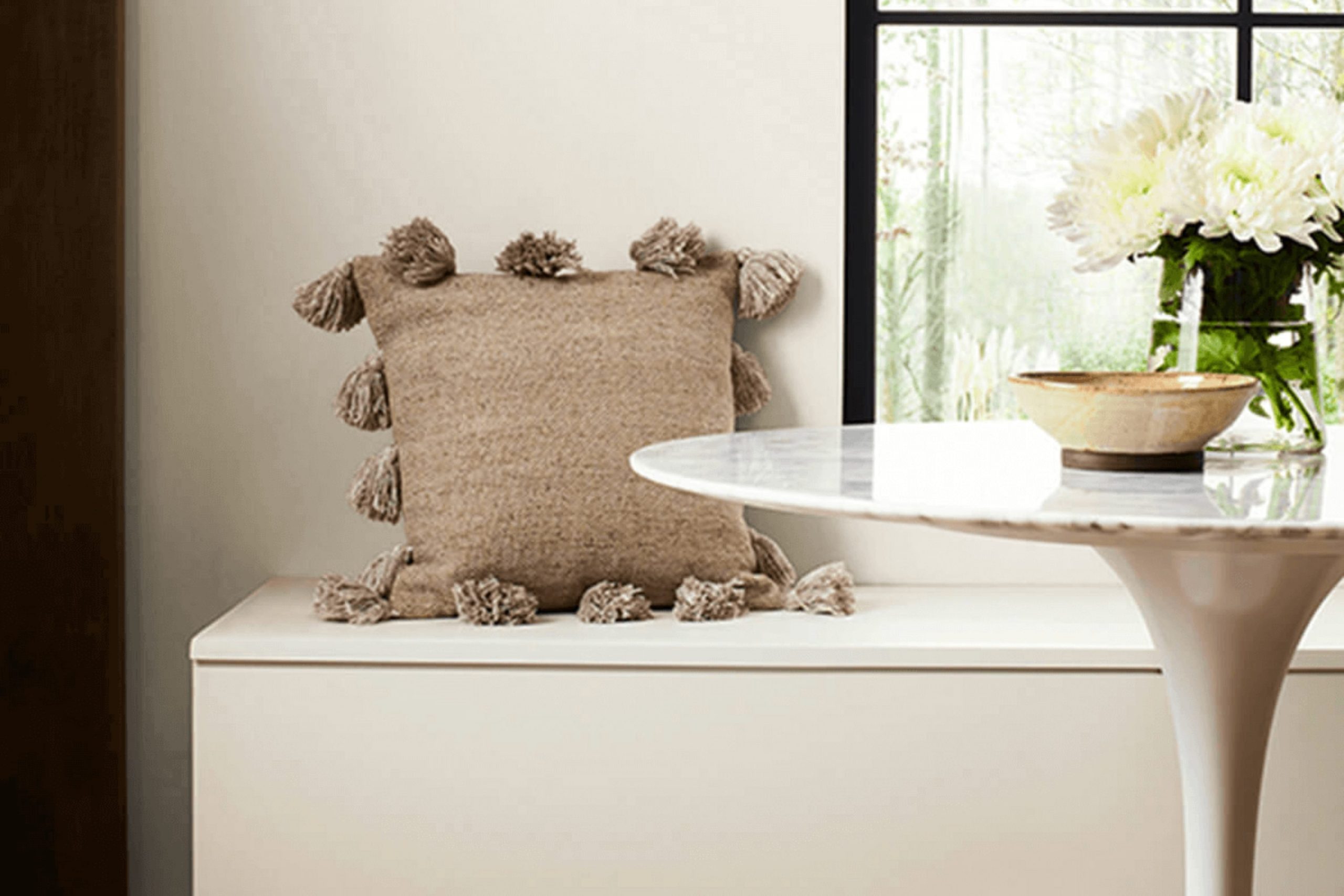 Things to Know Before You Choose Aesthetic White SW 7035 by Sherwin Williams