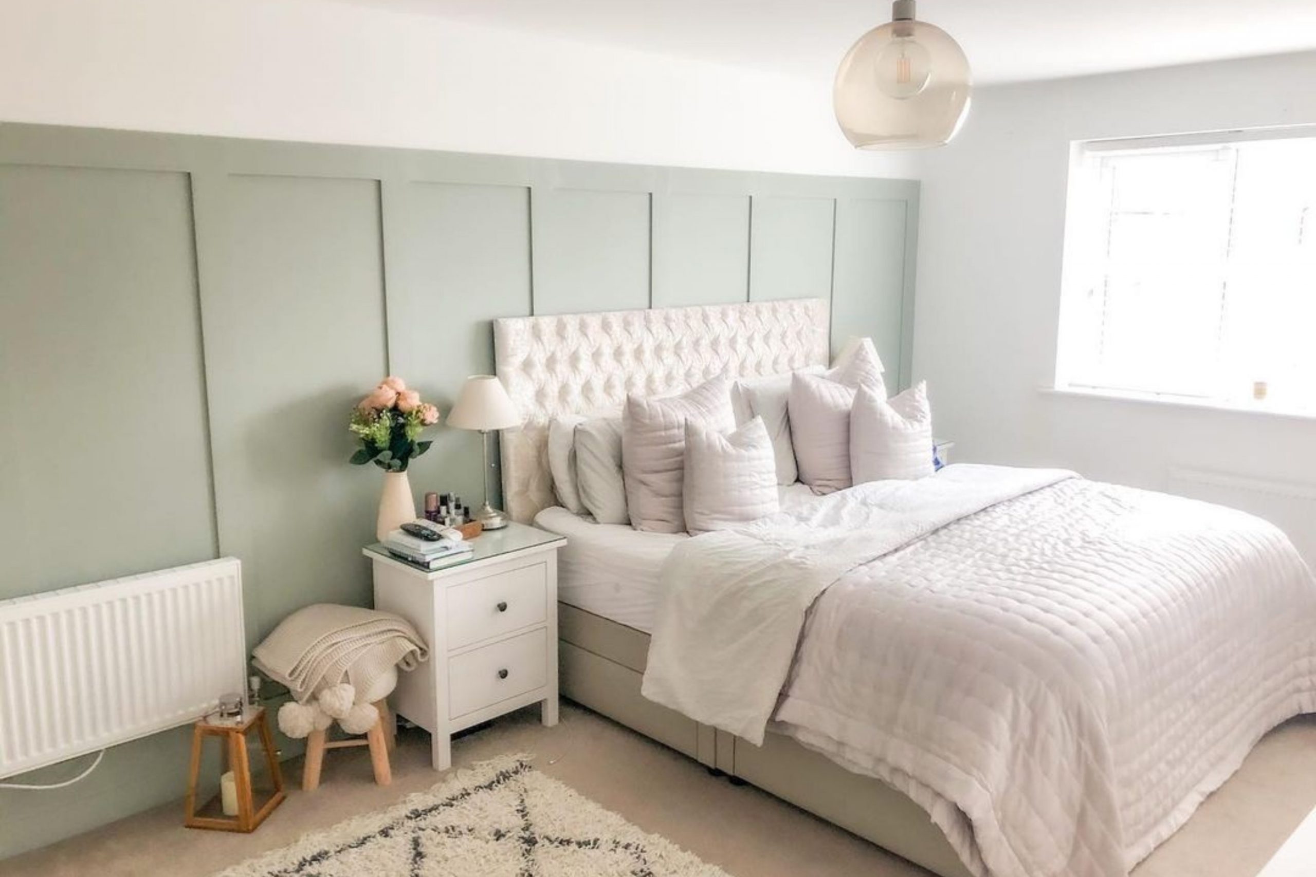 33 White Sage Paint Color Ideas for Soft Green Walls and Light Modern Interiors