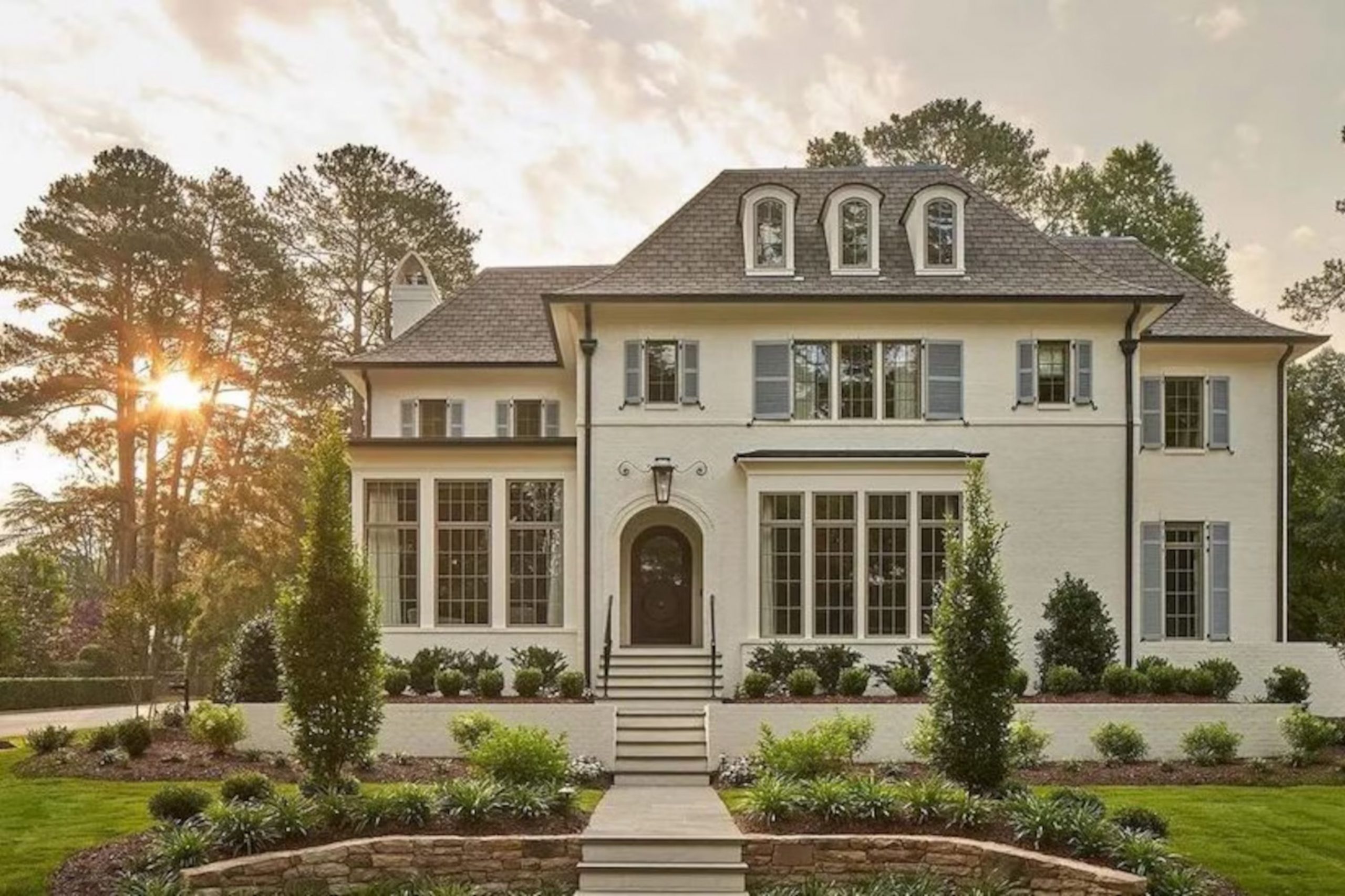 How I Choose the Best Exterior Color Combinations for Different House Styles