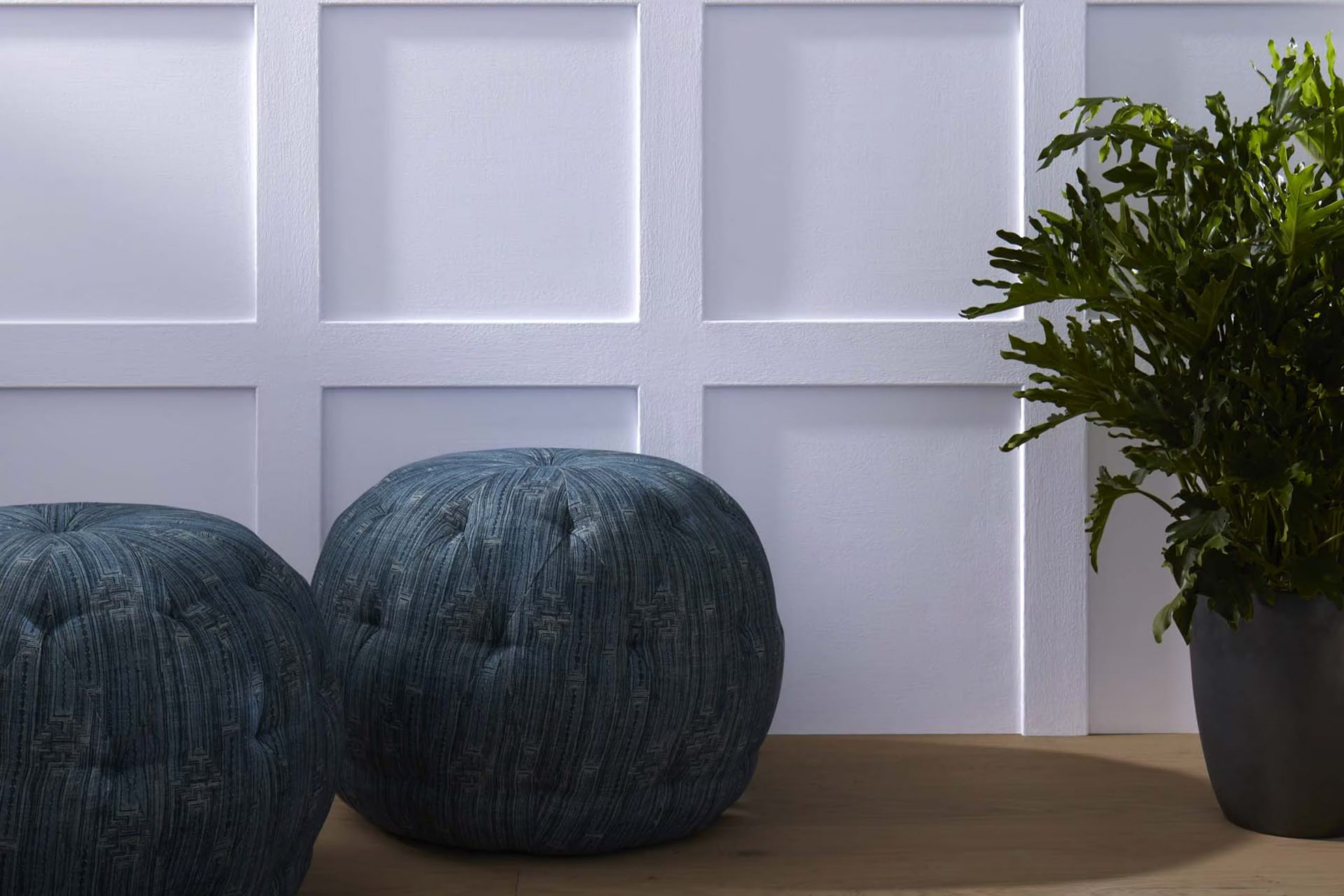 Lavender Mist 2070-60 Paint Color by Benjamin Moore