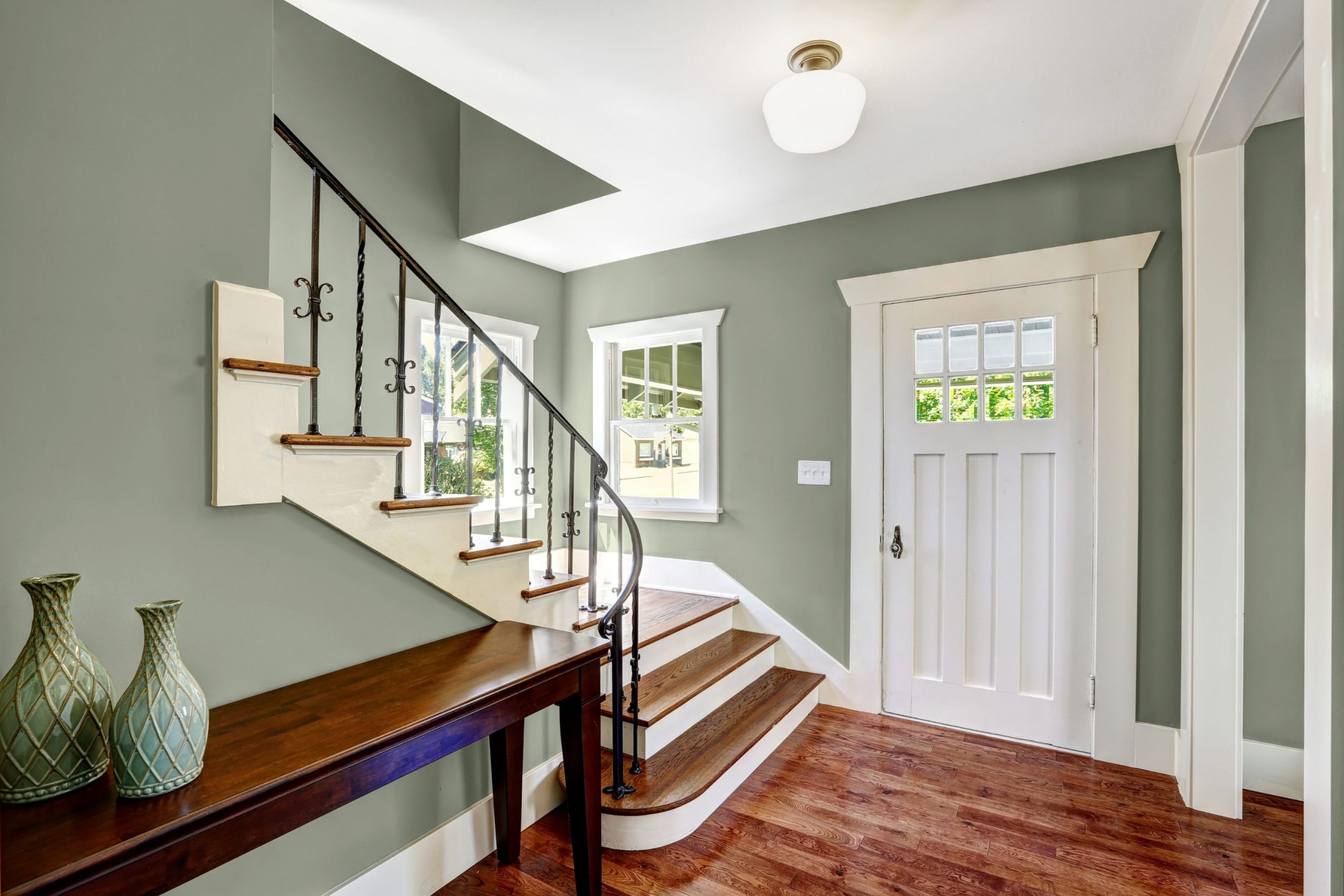 29 Ideal Foyer Paint Color Ideas to Make Your Entryway Look Bright and Inviting