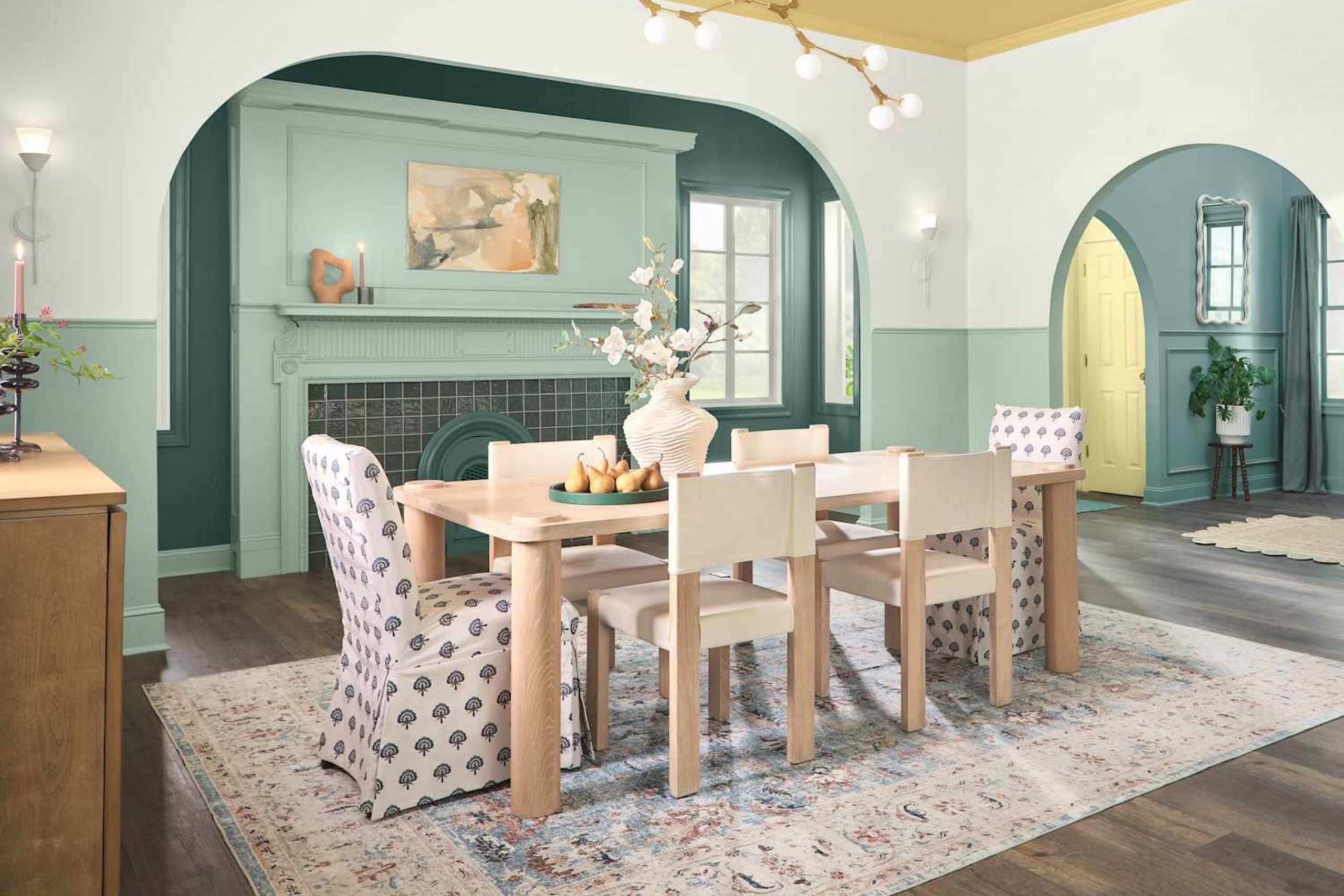 31 Paint Colors That Go with Green for a Stylish and Balanced Home